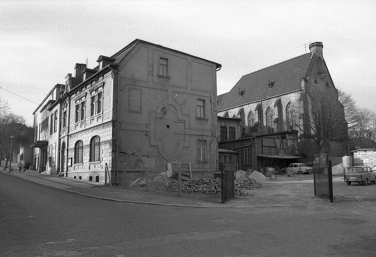 Außenansicht des Großen Hauses Quedlinburg im Bau 1994